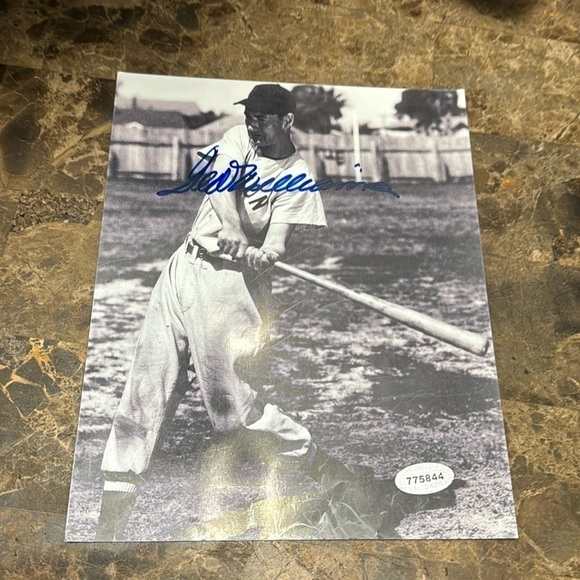 Ted Williams Boston Red Sox - Picture 1 of 2